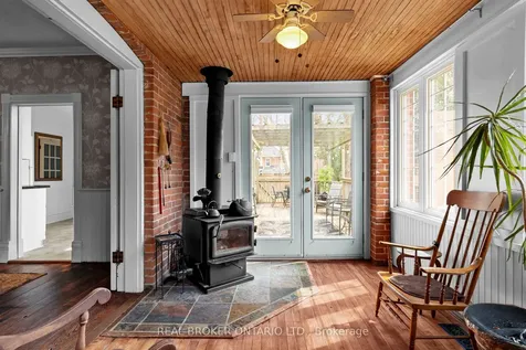 87 Mcmurray Street Bracebridge ON P1L 1R8