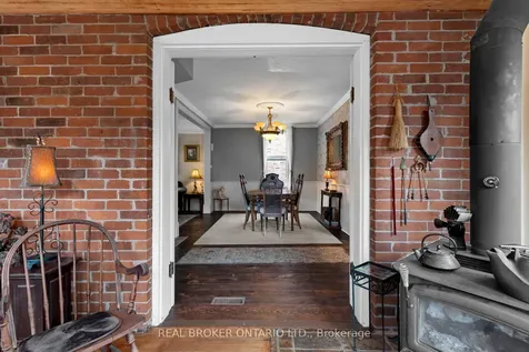 87 Mcmurray Street Bracebridge ON P1L 1R8