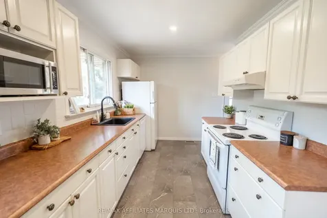 1201 Princess Street Cornwall ON K6J 1S2