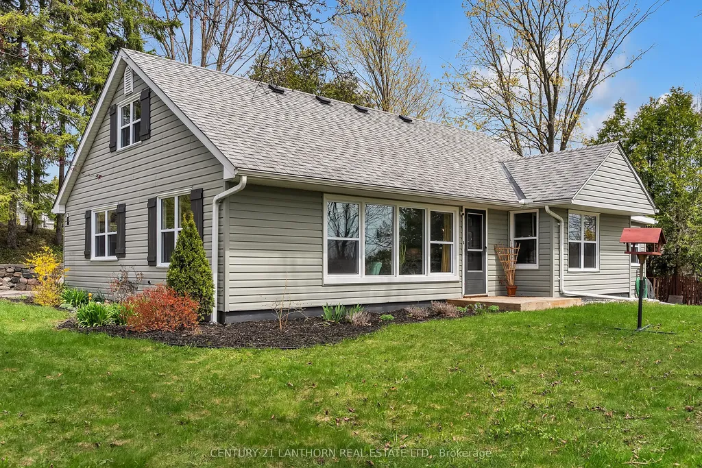 93 Young Street Brighton ON K0K 1H0