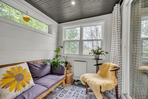 93 Young Street Brighton ON K0K 1H0