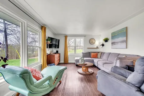 93 Young Street Brighton ON K0K 1H0