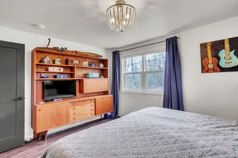 93 Young Street Brighton ON K0K 1H0