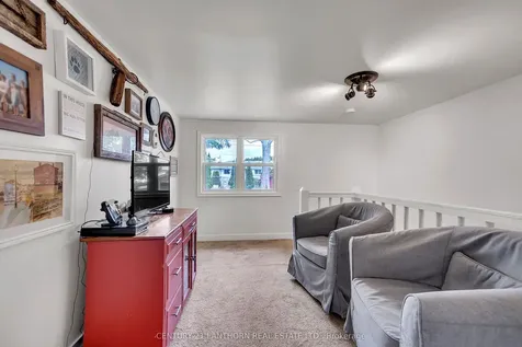 93 Young Street Brighton ON K0K 1H0