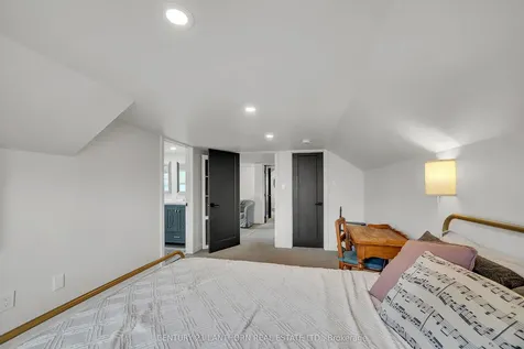 93 Young Street Brighton ON K0K 1H0