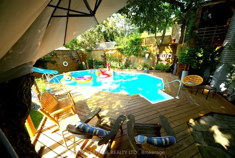 17 Briarwood Crescent Belleville ON K8N 5J6