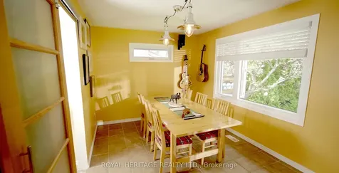 17 Briarwood Crescent Belleville ON K8N 5J6