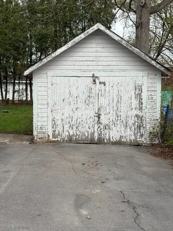 541 Adolphus Street Cornwall ON K6H 3T3