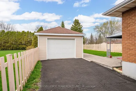 413 Mercier Avenue Cornwall ON K6K 1J9