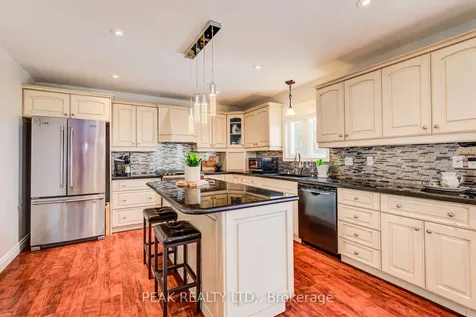 24 Applewood Street Blandford-blenheim ON N0J 1S0