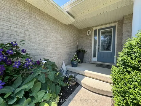 24 Applewood Street Blandford-blenheim ON N0J 1S0