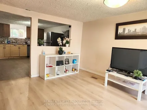 63 Pine Street Cornwall ON K6J 1B6