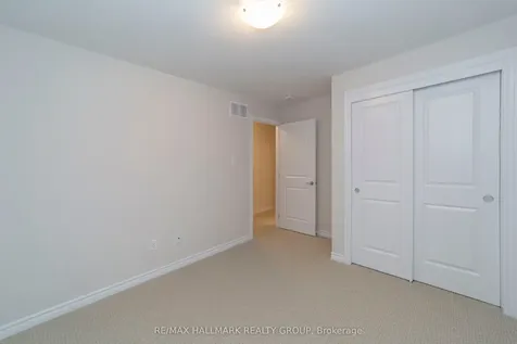 593 Enclave Lane Clarence-rockland ON K4K 0M8