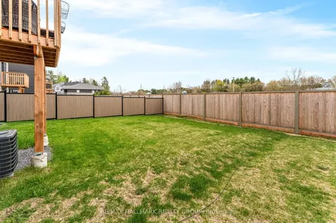 593 Enclave Lane Clarence-rockland ON K4K 0M8