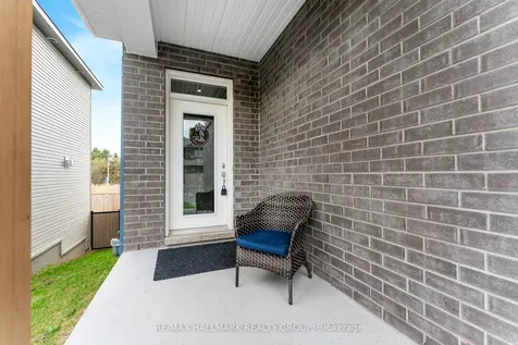 593 Enclave Lane Clarence-rockland ON K4K 0M8