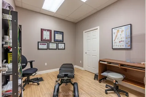 181 185 King Street North Middlesex ON N0M 2K0