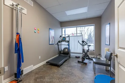 181 185 King Street North Middlesex ON N0M 2K0