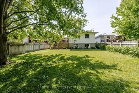 59 Farmington Avenue Aylmer ON N5H 3E3
