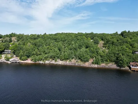 1091 Strawberry Lane Bracebridge ON P1L 1X2