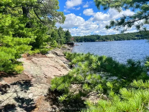 1091 Strawberry Lane Bracebridge ON P1L 1X2