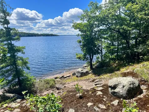 1091 Strawberry Lane Bracebridge ON P1L 1X2