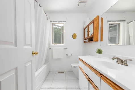 17 Sadler Drive Bracebridge ON P1L 1K5