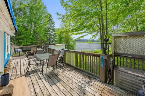 740 Seventh Street Centre Wellington ON N0B 1J0