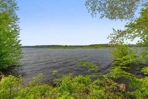 740 Seventh Street Centre Wellington ON N0B 1J0