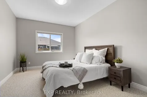 31 Farmington Crescent Belleville ON K8N 0J9