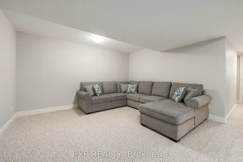 31 Farmington Crescent Belleville ON K8N 0J9