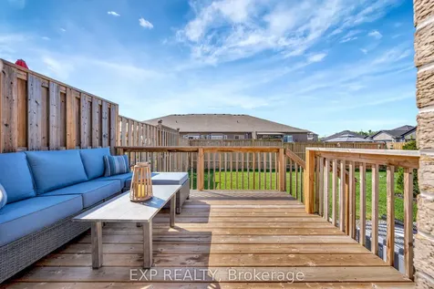 31 Farmington Crescent Belleville ON K8N 0J9