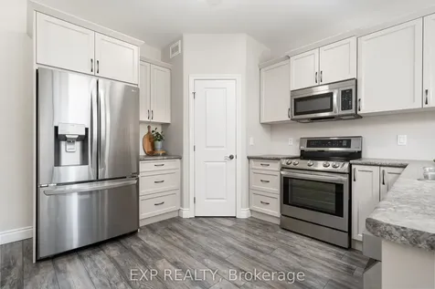 31 Farmington Crescent Belleville ON K8N 0J9