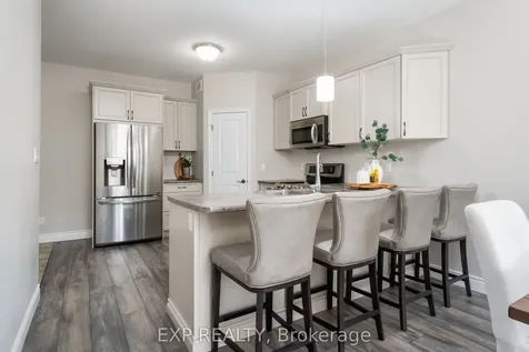 31 Farmington Crescent Belleville ON K8N 0J9