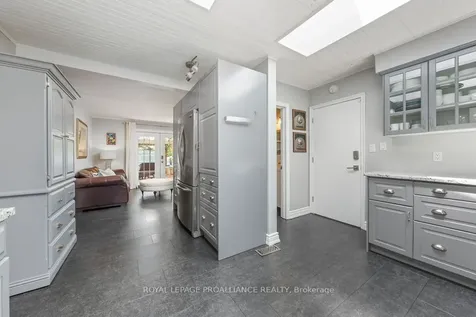 37 Bird Crescent Belleville ON K8N 4Z5