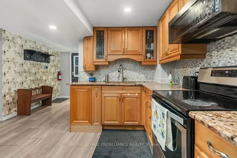 37 Bird Crescent Belleville ON K8N 4Z5