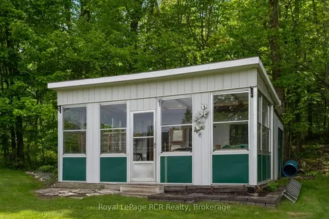 2455 Highway 9 Highway Brockton ON N0G 2V0