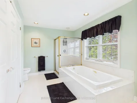 4 Eastwood Crescent Kincardine ON N0G 2T0