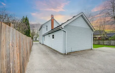 26 Chalmers Street N Cambridge ON N1R 5B7