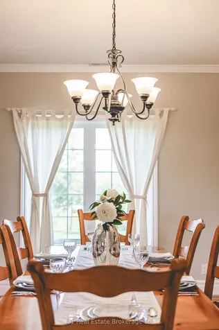 8682 9 Side Road Centre Wellington ON N0B 1J0