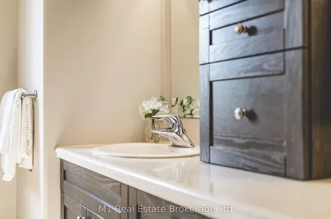 8682 9 Side Road Centre Wellington ON N0B 1J0