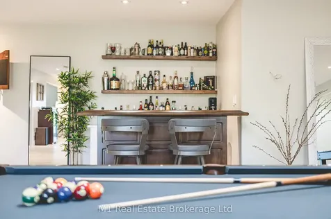 8682 9 Side Road Centre Wellington ON N0B 1J0