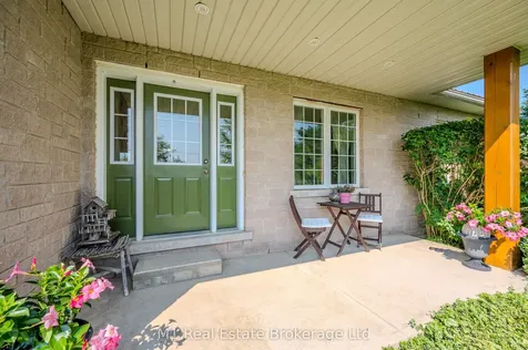 8682 9 Side Road Centre Wellington ON N0B 1J0