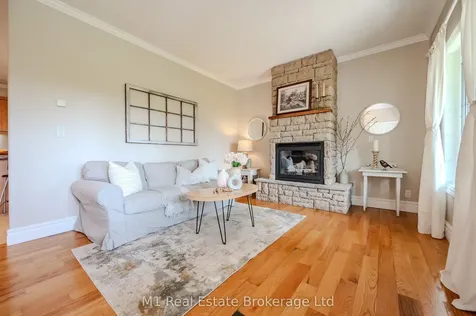 8682 9 Side Road Centre Wellington ON N0B 1J0