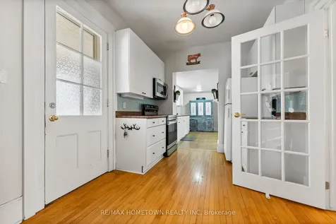 22 James Street E Brockville ON K6V 1J9