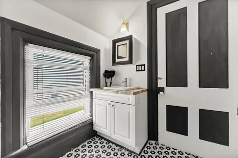 22 James Street E Brockville ON K6V 1J9