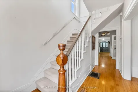 22 James Street E Brockville ON K6V 1J9