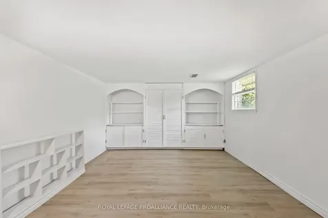 36 Applewood Drive Belleville ON K8P 4E2