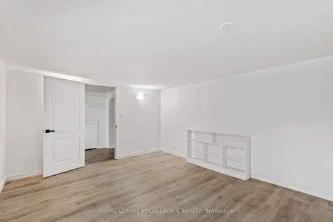 36 Applewood Drive Belleville ON K8P 4E2