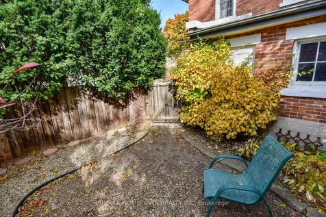 56 Murray Street Brockville ON K6V 2W7