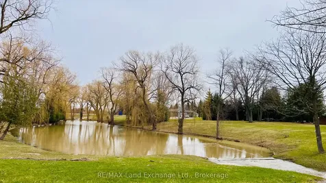 16 Sutton Drive Ashfield-colborne-wawanosh ON N7A 3Y3